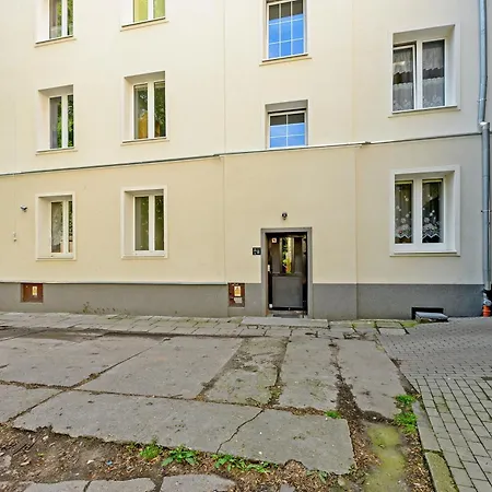 Velvet Luxe Old Town By Renters *