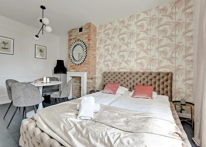 Apartman Velvet Luxe Old Town By Renters *